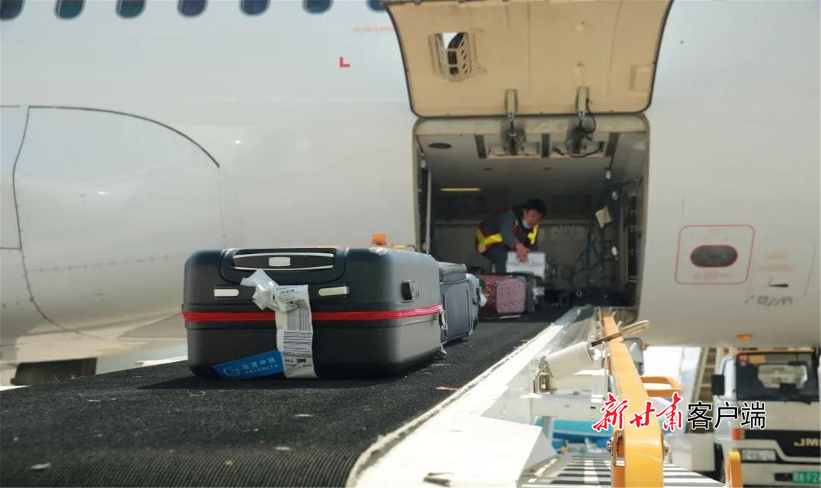 兰州机场实现旅客行李全流程追踪和查询(兰州中川国际机场供图)