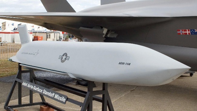 台向美求购AGM-158隐形巡航导弹” 专家：危险信号