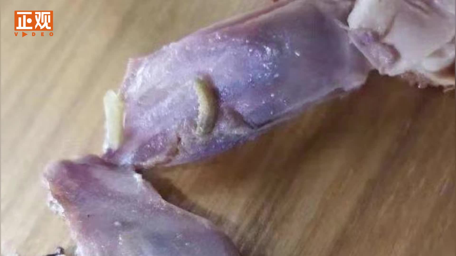 安徽医科大学回应食堂饭菜吃出蛆虫:网图不一定真实