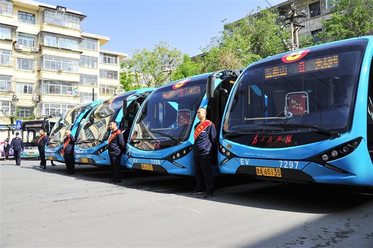 将市内红色教育资源串“珠”成“链” 薛晓霞 摄