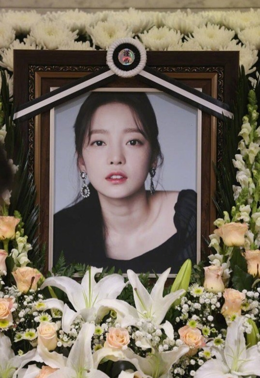 已故女艺人具荷拉家中被窃案结案,警方未能抓获犯人