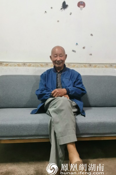 张树炎在慈利县杨柳铺乡复兴村家中。