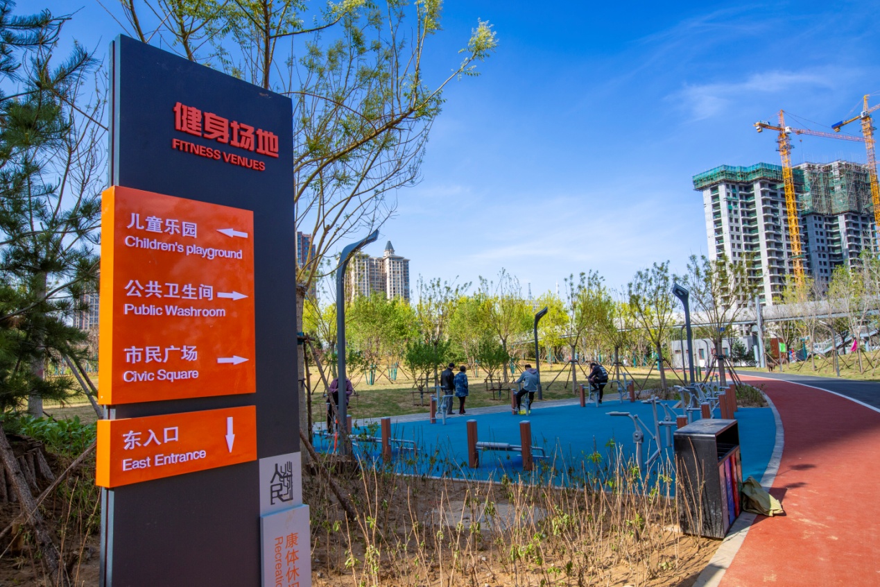 唐山市人民公园五一假期盛妆迎客