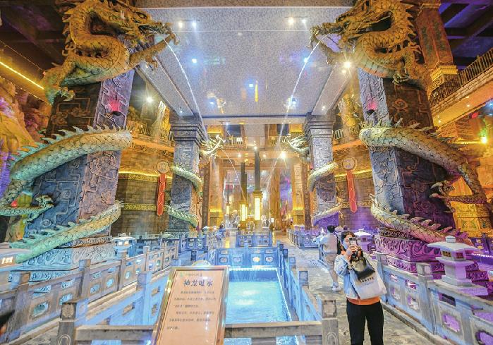 五一假期再添好去处,国内最大龙文化主题景区亮相南部山区 惊艳!青铜山大峡谷“龙宫”开门迎客