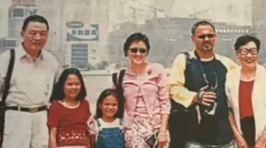 年近九旬的杜美如重返上海杜公馆，回想童年趣事仿佛刚发生一样
