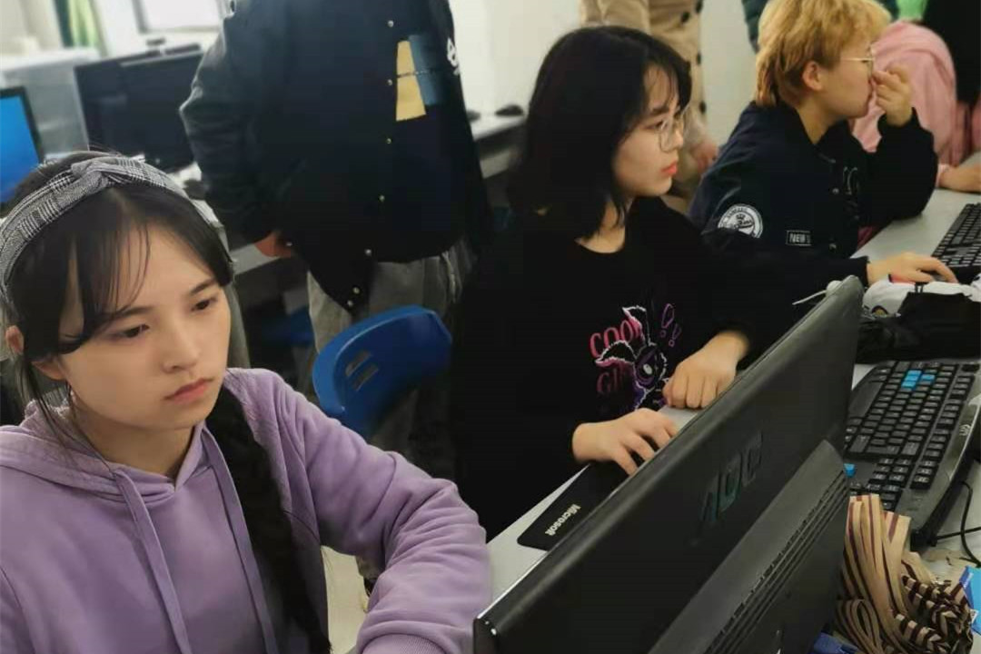 第一阶段无纸化考试系统顺利通过验收