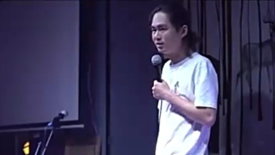 “蔡师傅”是一名脱口秀演员，外卖骑手才是他的正式职业