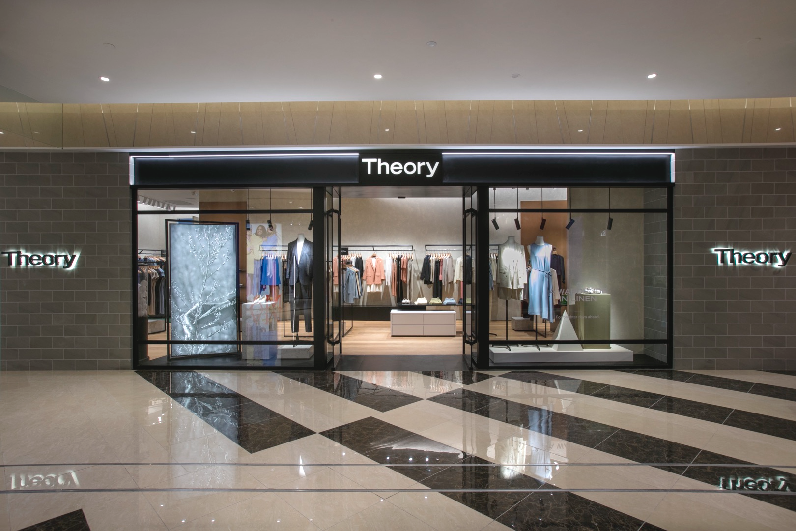 theory思睿宁波阪急百货女装形象店开幕