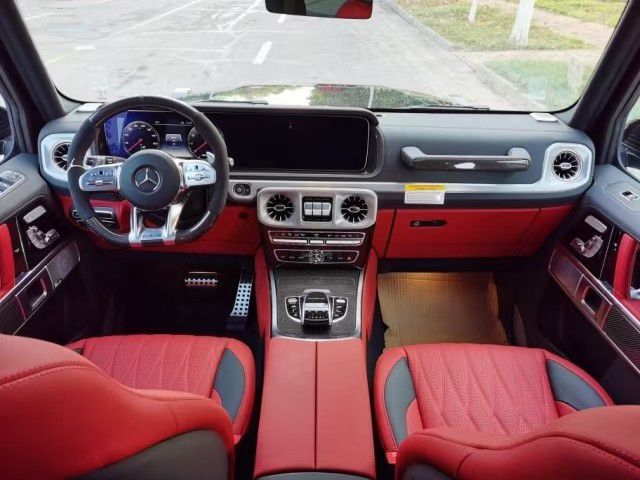 奔驰AMG G63黑红港口现车最低价格     