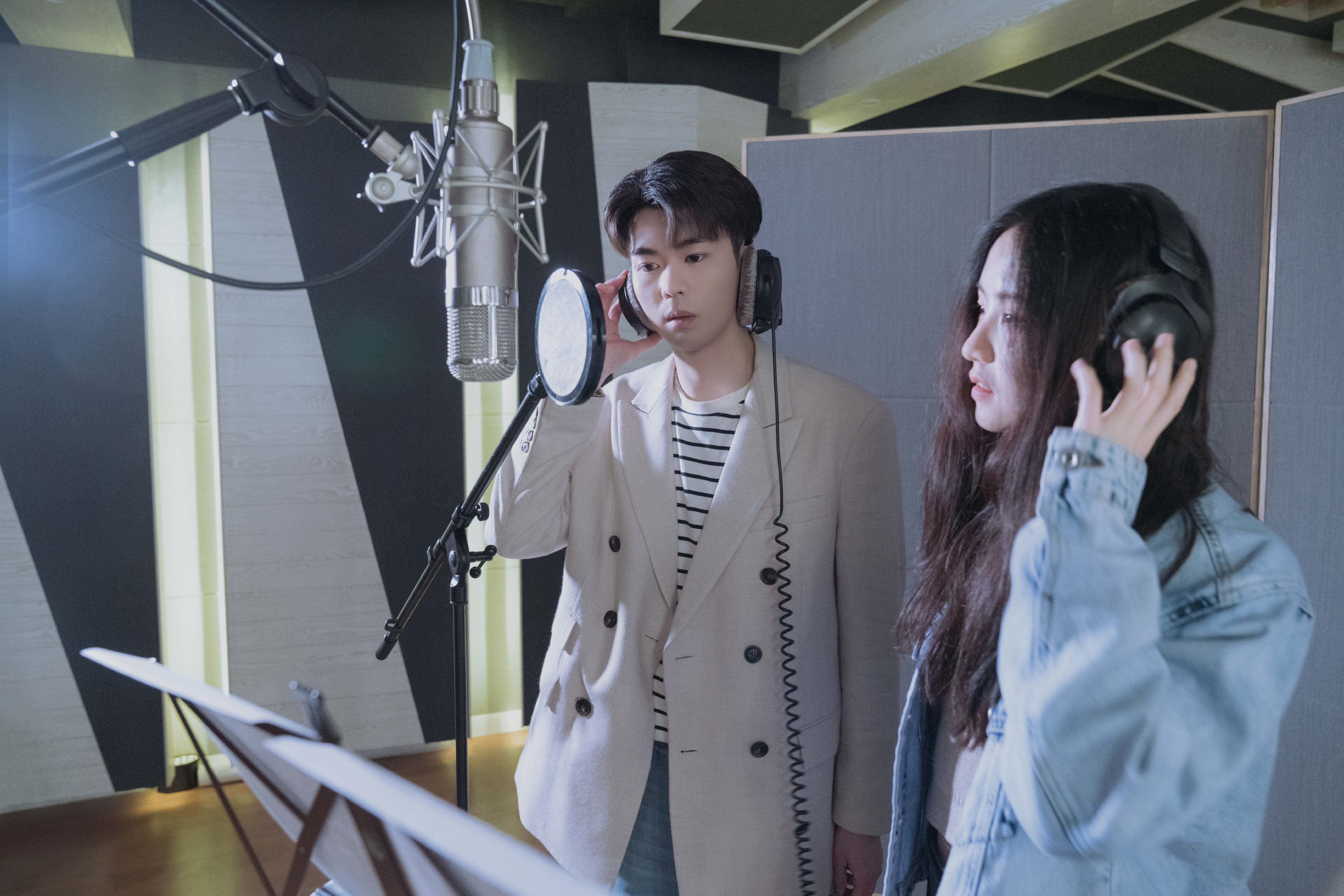 郭沁,刘珂合作献唱《书画里的中国》片尾曲 书墨丹青唱出唯美中国风韵