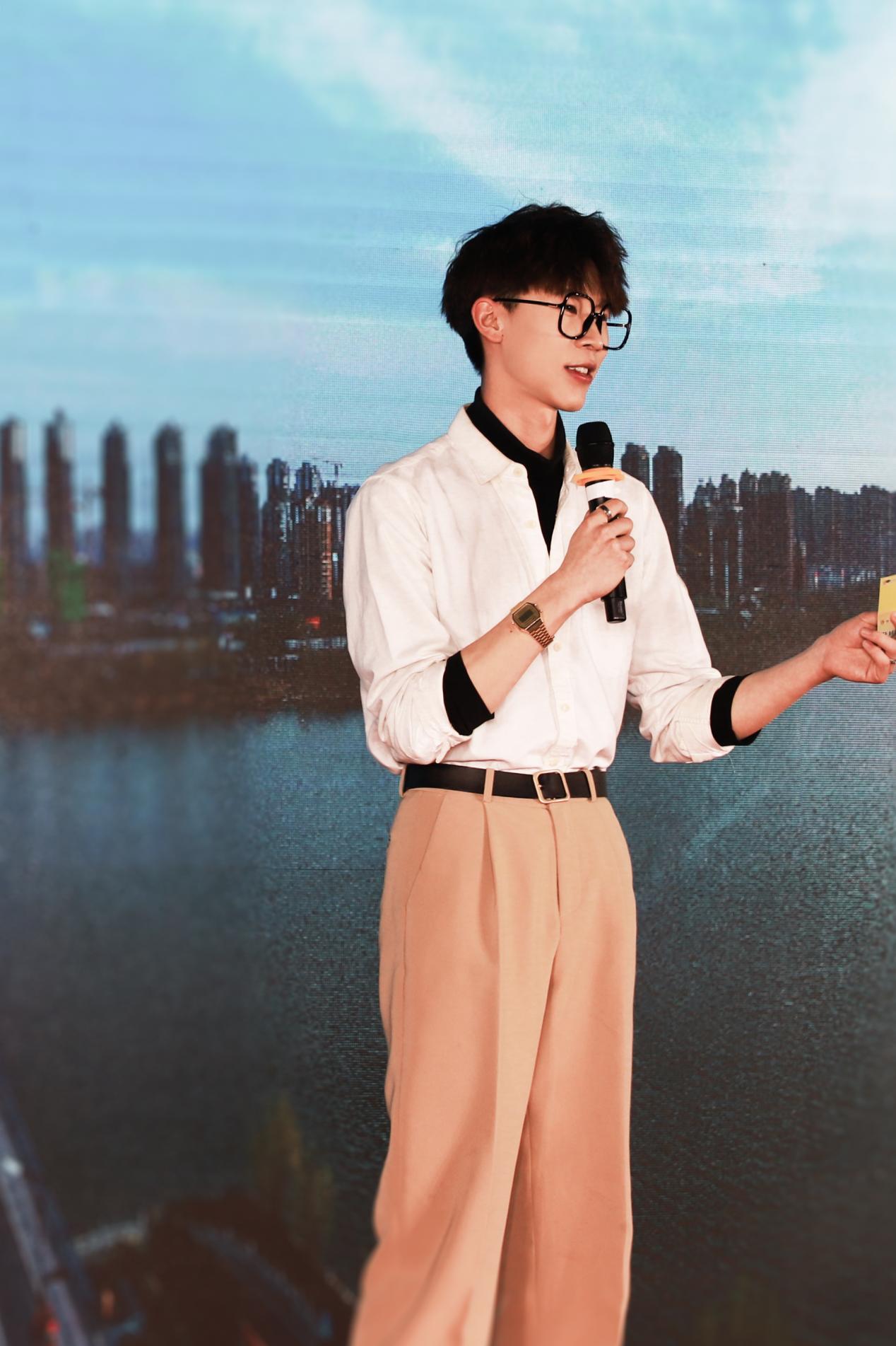 开封文旅推荐官孟营营开封文旅小推荐官沈君豪开封文旅