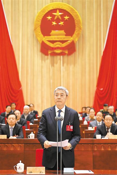 省委书记、省人大常委会主任尹弘在大会上讲话 新甘肃·甘肃日报记者 孟捷