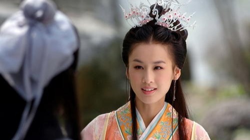 不介意被评“无代表作”？黄圣依：这是事实