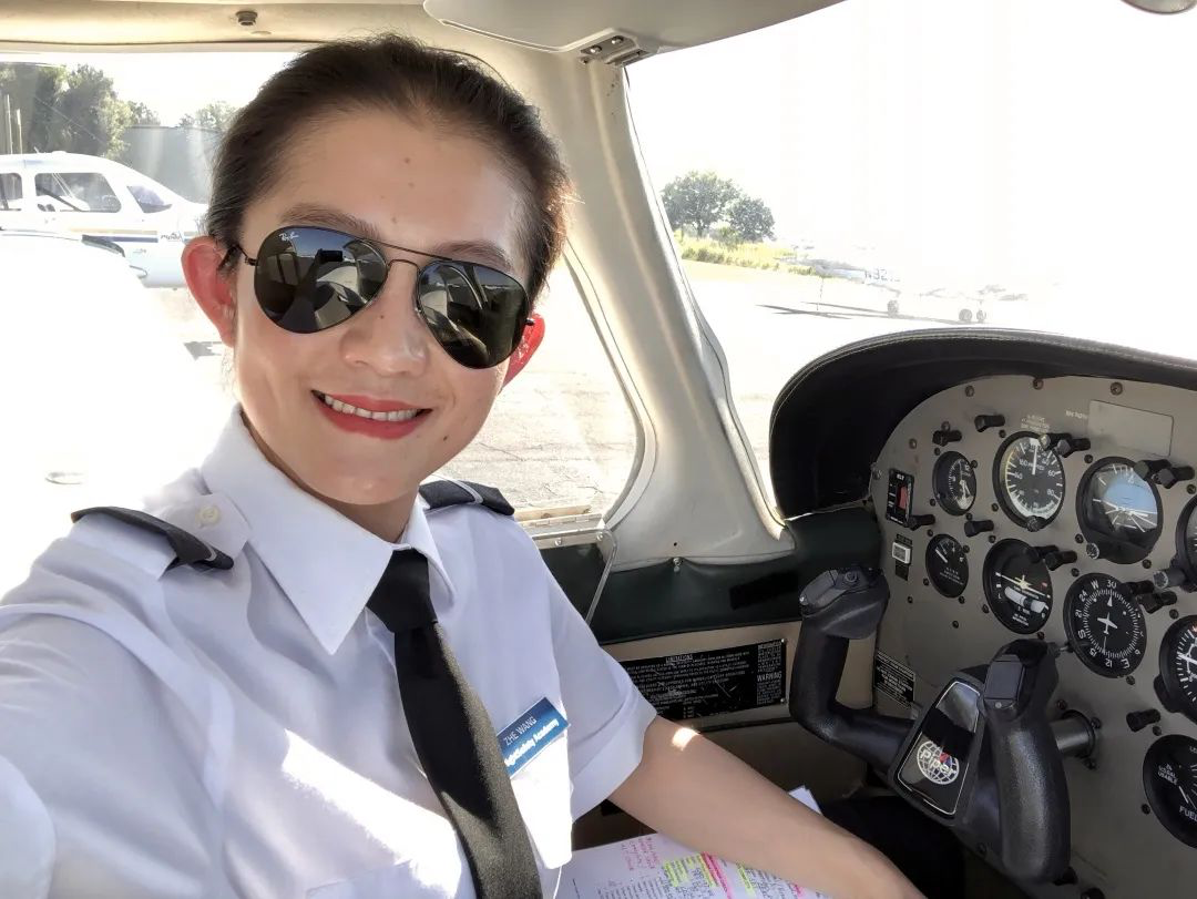 比尔盖茨的女翻译是谁?