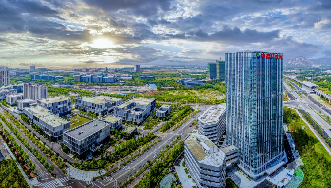 冲刺亮剑攻坚这是新发展阶段的青岛蓝谷担当