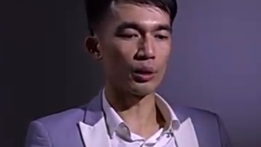叶建斌拒绝父母的逼婚和男生相恋，却没想到两人的感情产生了危机