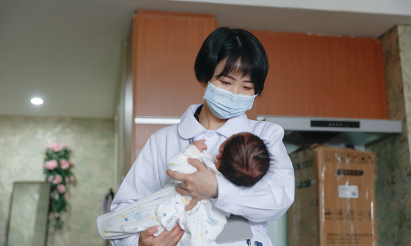 武汉亚心总医院“互联网+护理服务”中心护士长邬嫚