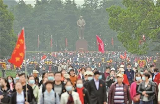 韶山毛泽东广场。湖南日报·新湖南客户端记者 李健 摄