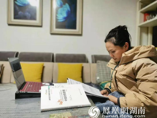 【教育整顿•最美警嫂】刘博玲——一份操持，一份安心：爱他，更要爱他的家人和事业