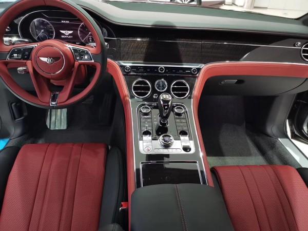 20款宾利欧陆GT——经典设计、传奇色彩和含蓄自信的绅士风范