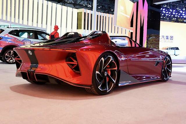 20万超跑开回家的梦终于能实现点评将年内量产的概念车