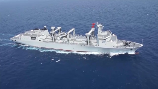 回顾：航母编队保持战斗力需要大量资源，海军补给舰队是否能满足需求？