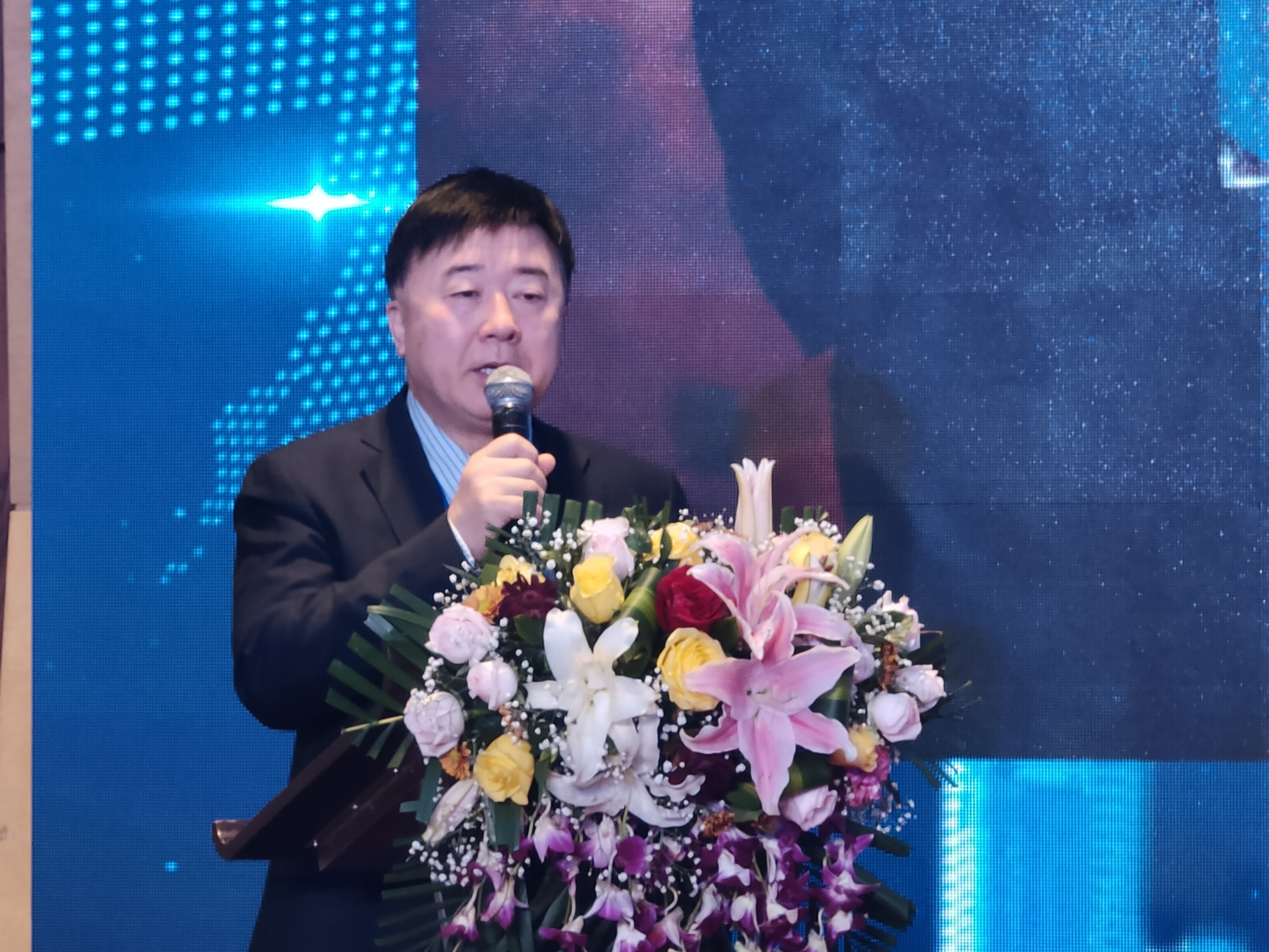 全国首个!青大附院成立保膝科