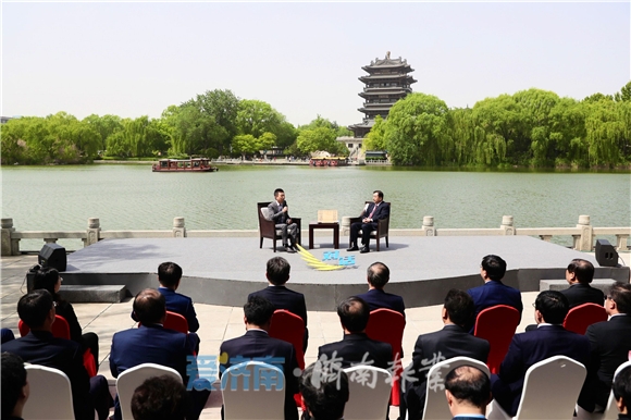 央视聚焦万亿城市新征程，孙立成代表济南发出邀约：共谋发展，济南期待你的到来！