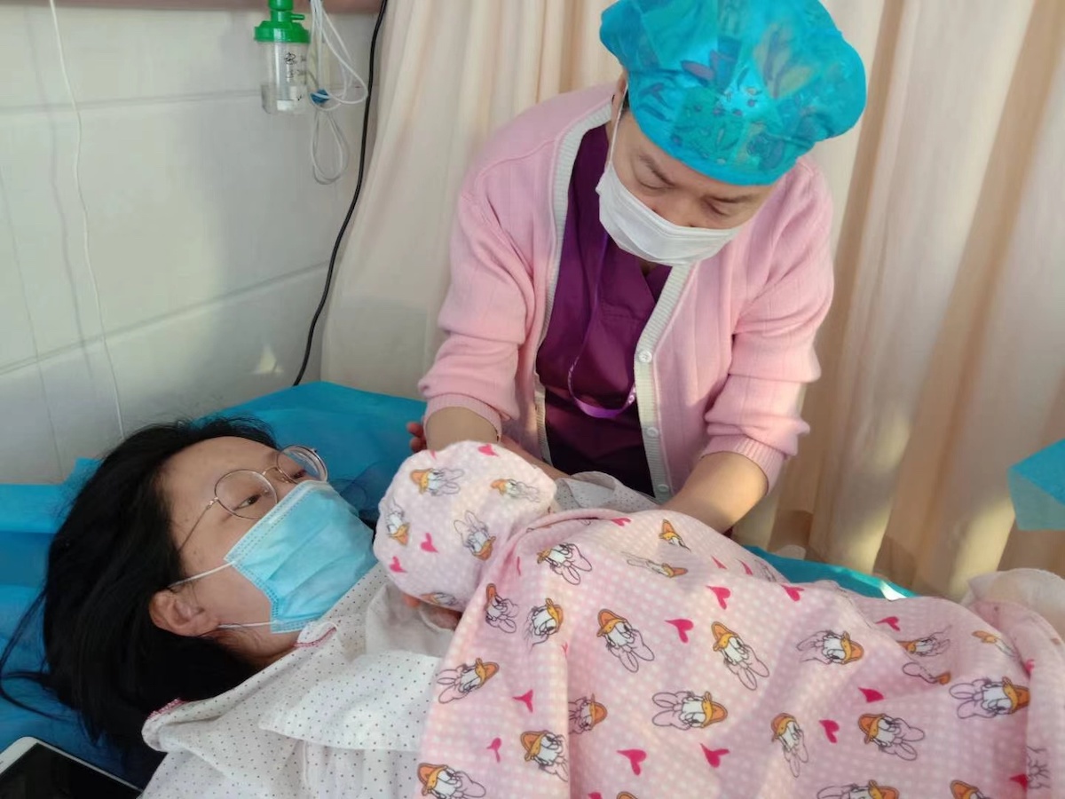 用行动守护“生”的光亮——青岛市妇女儿童医院助产士团队