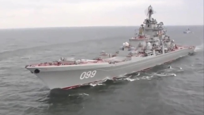 凤凰探访俄罗斯北方舰队基地 近距离接触俄舰