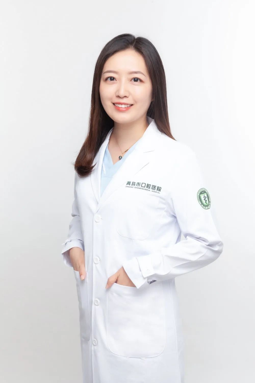 世界微笑日丨你笑起来真好看但如果牙不好呢青岛市口腔医院专家来支招