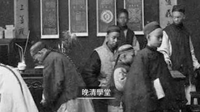 邓春兰追求新教育的渴求越来越强烈，她的家乡旧制度却止步不前