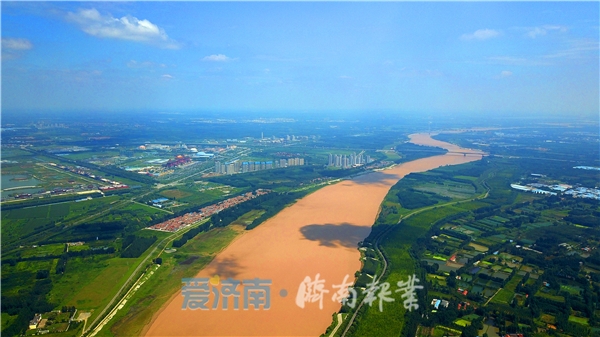 央视聚焦万亿城市新征程，孙立成代表济南发出邀约：共谋发展，济南期待你的到来！