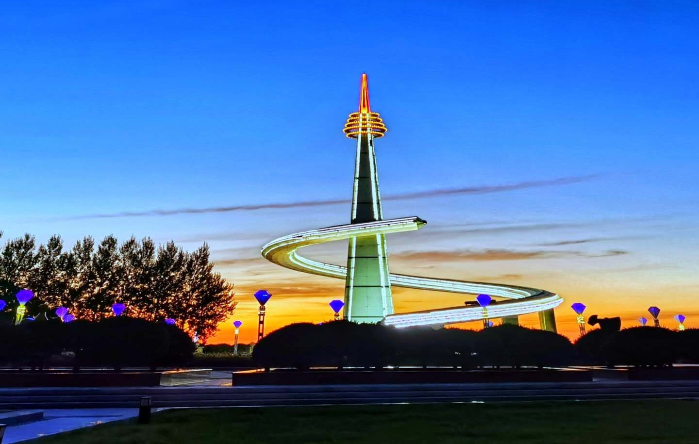 莫日根游船首航带你领略赫哲族风情