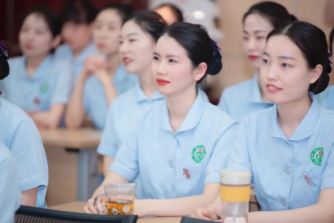 5.12国际护士节｜这群“娘子军”，真正“大兴范儿”