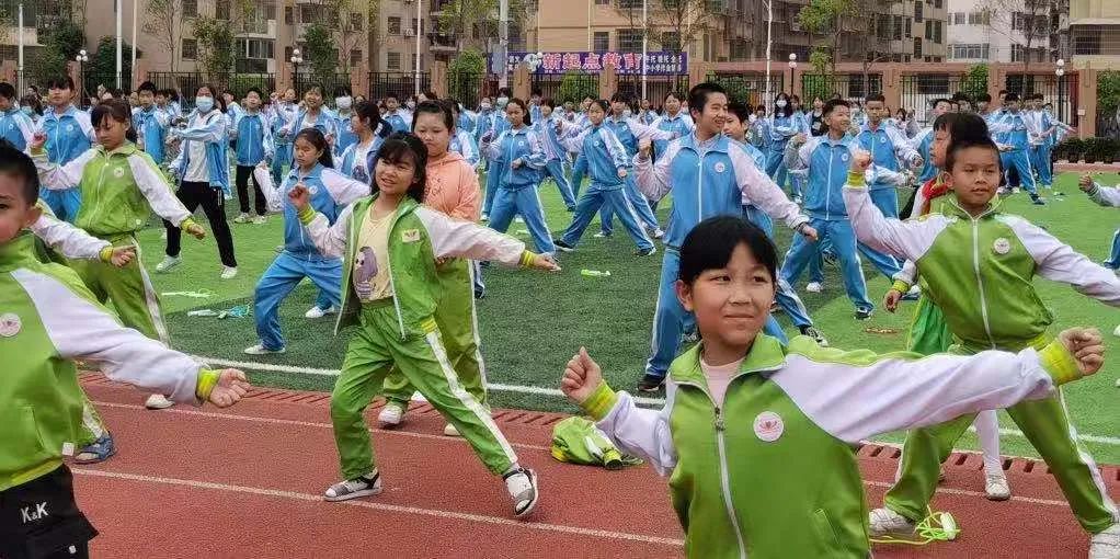 德信体育- 德信体育官方网站- 德信体育APP下载 DEXIN SPORTS苟仲文任国家体育总局局长（图简历）