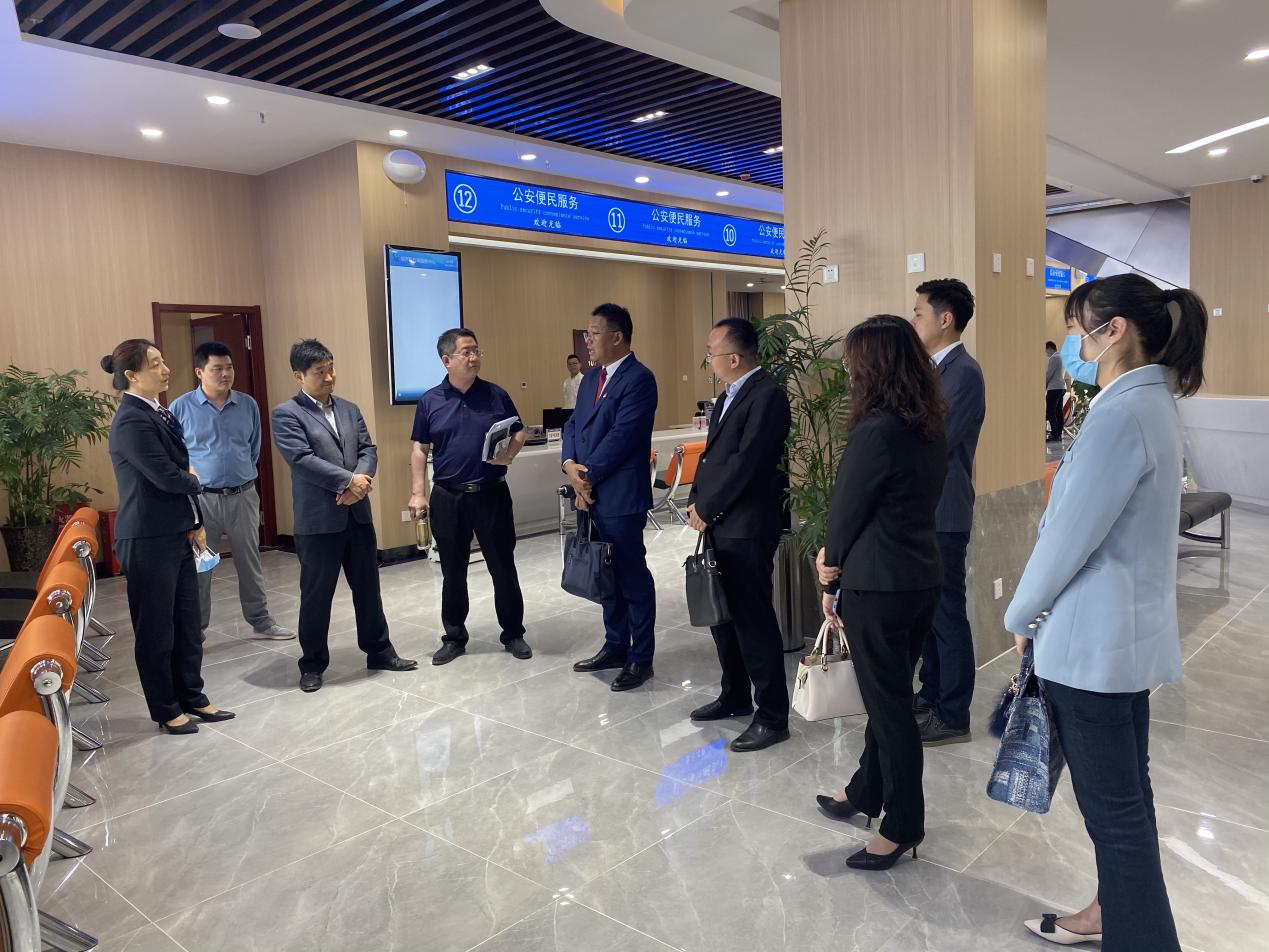 法律助企 零距离 新乡经开区行政服务中心法律服务窗口开放 凤凰网