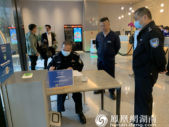 鼎城区公安局治安大队开展旅店业安全检查