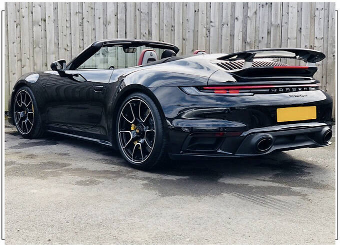 保时捷911turbos实拍软顶敞篷搭38t引擎内饰小幅度升级