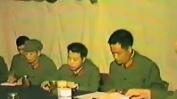 董贵生曾拥有一份世界上最为特殊的工作，他曾是一位天堂的信差