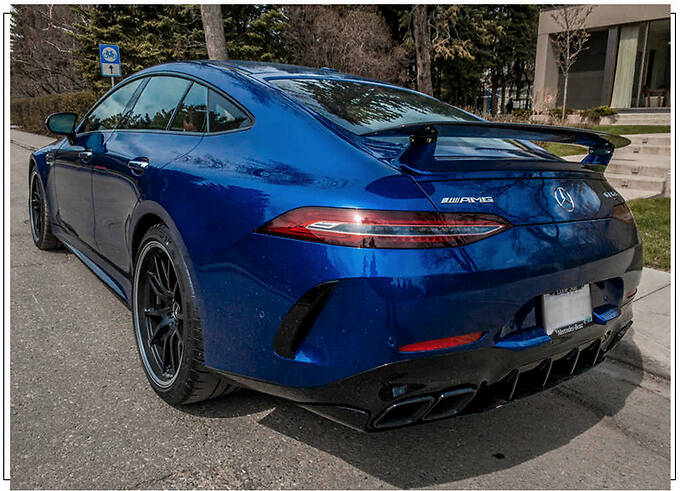 奔驰amggt63s四门轿跑实拍搭无框车门40t双增压性能超m5