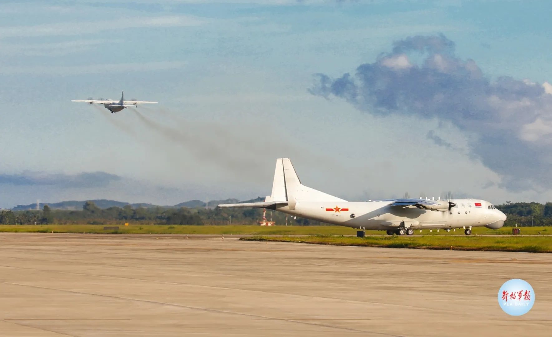直击南部战区海军航空兵某团搜潜训练