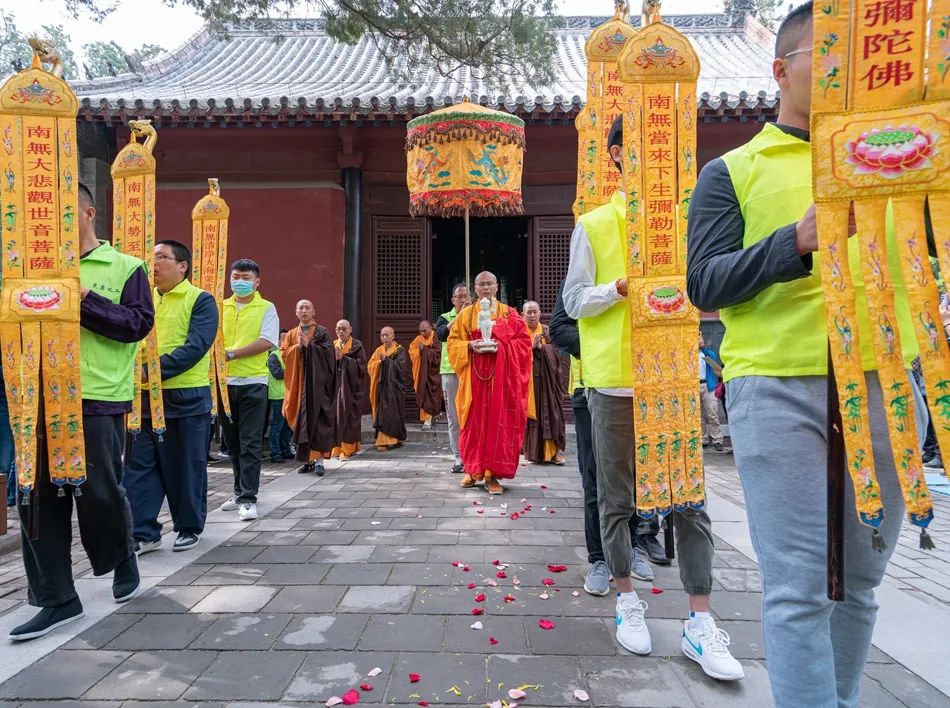 2021佛誕日直擊各地佛寺浴佛現場同沾法喜獲福無量