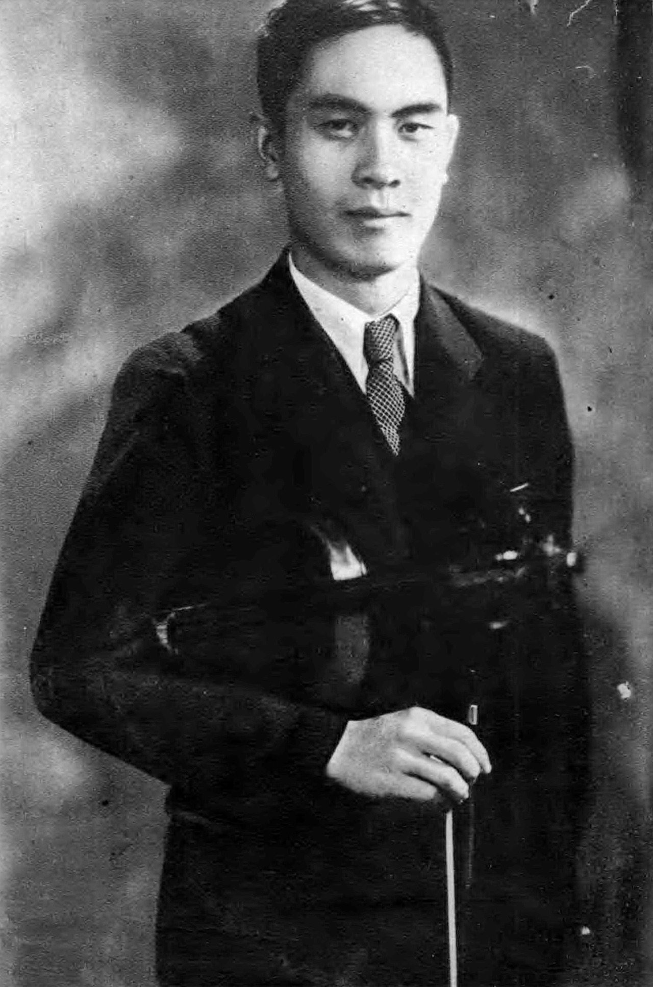 追寻先师的足迹 ——马思聪：谱写国民精神前途韵律 拨动爱国主义情怀弦音