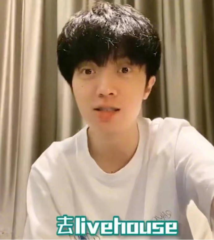 这届年轻人追求“玄学”路子野