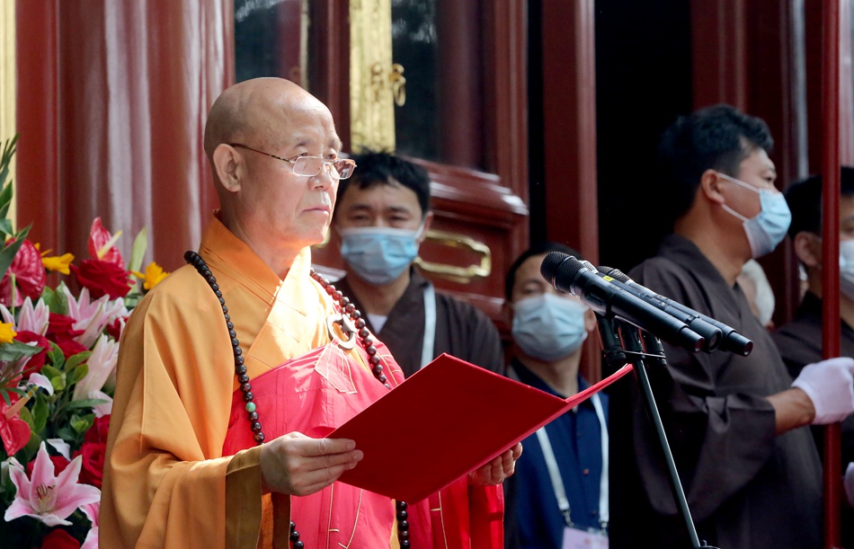 中國佛教協會會長演覺法師在慶祝活動上致辭