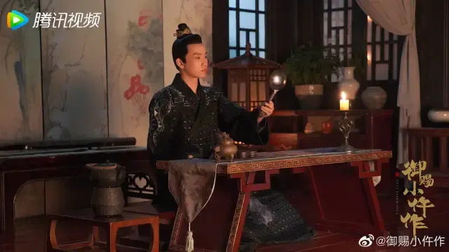 独家专访《御赐小仵作》导演:教编剧写了三年剧本,不知“出圈”为何意