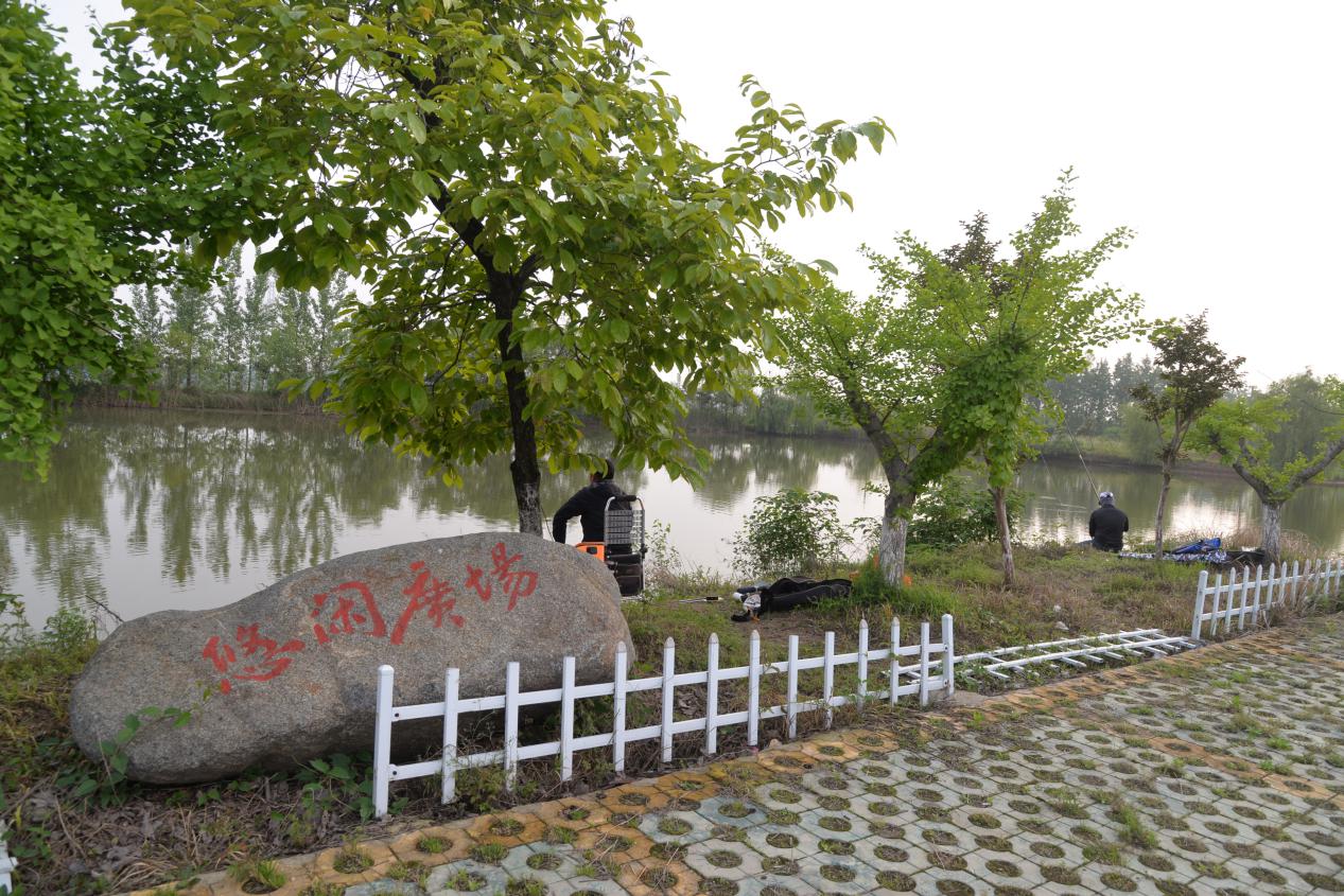 安徽霍邱花园人的幸福路