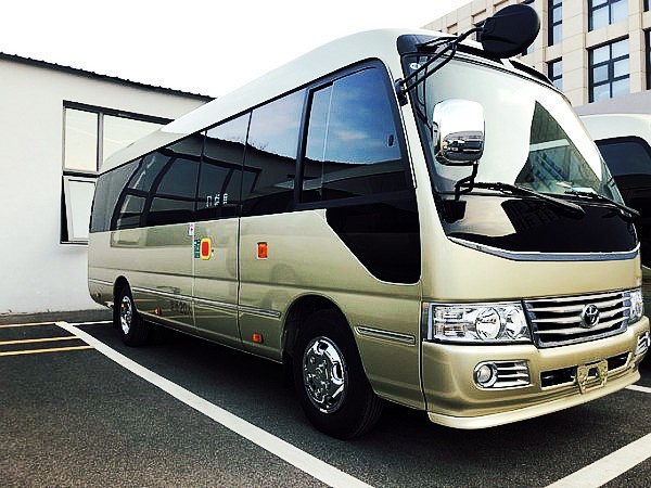 丰田考斯特12座价格参数及报价多少钱