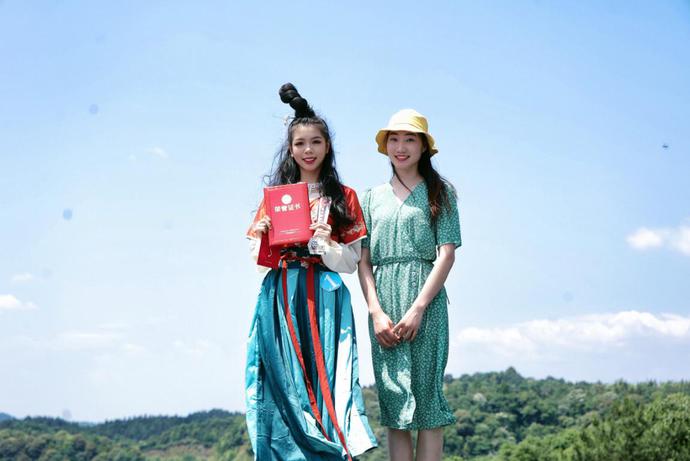 季军得主李菁菁